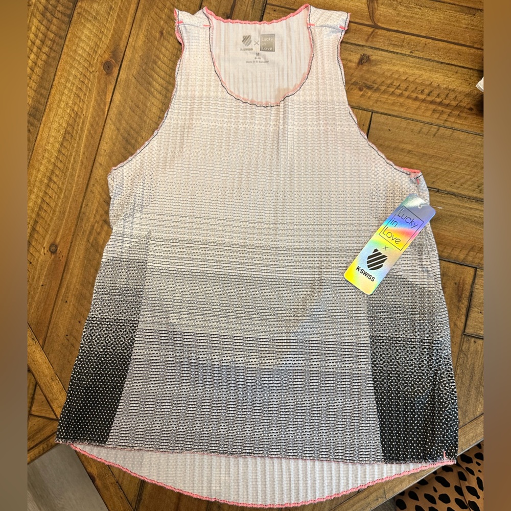 NWT lucky in love top